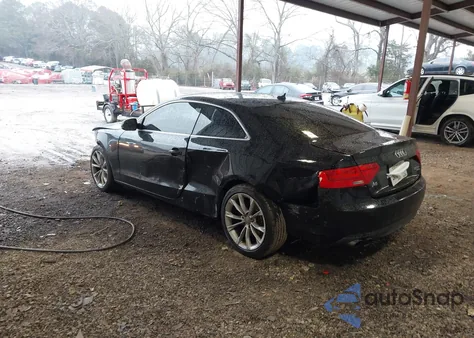 2013 Audi A5 2.0T Premium z USA, uszkodzony, nr VIN WAUCFAFR5DA042085